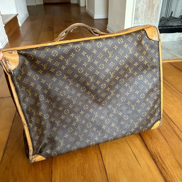 Louis Vuitton Vintage Suitcase - Picture 3 of 16